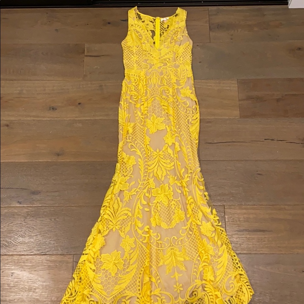 Yellow lace maxi dress